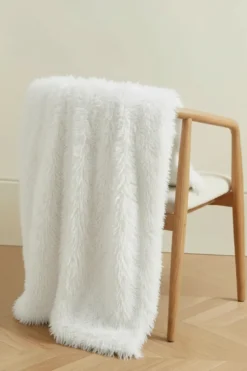 Futrzany Koc Włochacz YETI Biały