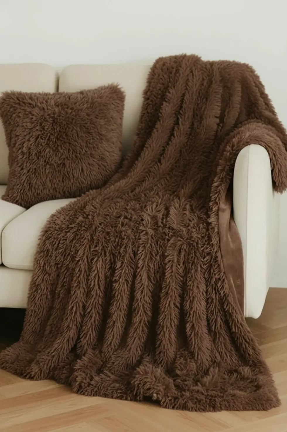 Futrzany Koc Włochacz YETI Brązowy