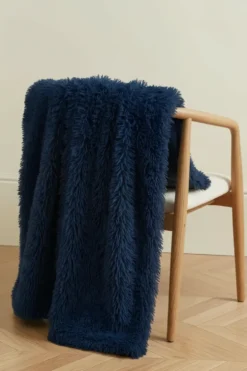 Futrzany Koc Włochacz YETI Granat