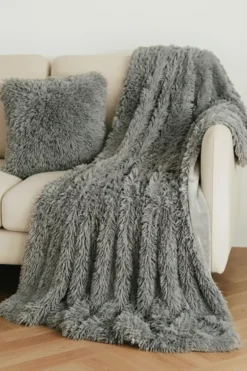 Futrzany Koc Włochacz YETI Szary
