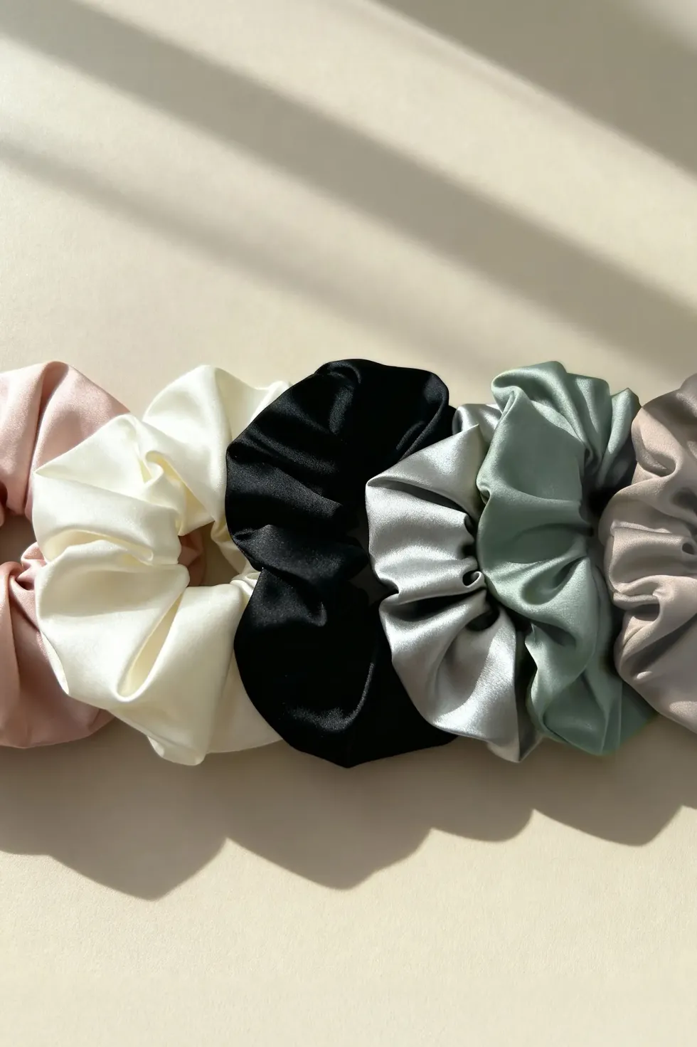 Gumka do Włosów z Jedwabiu Scrunchie Czekolada