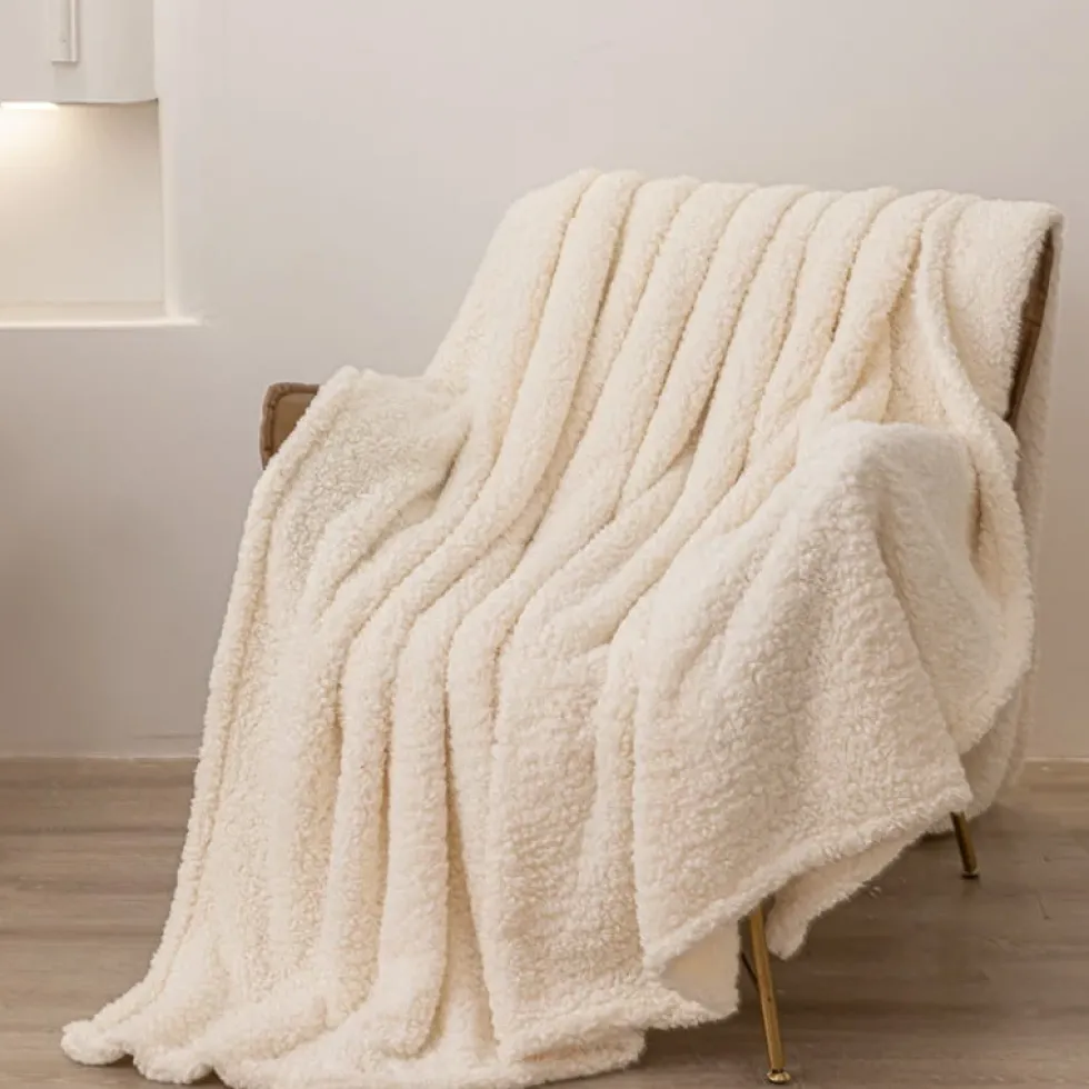 Koc z Bukli Baranek Dreamy Boucle Kremowy