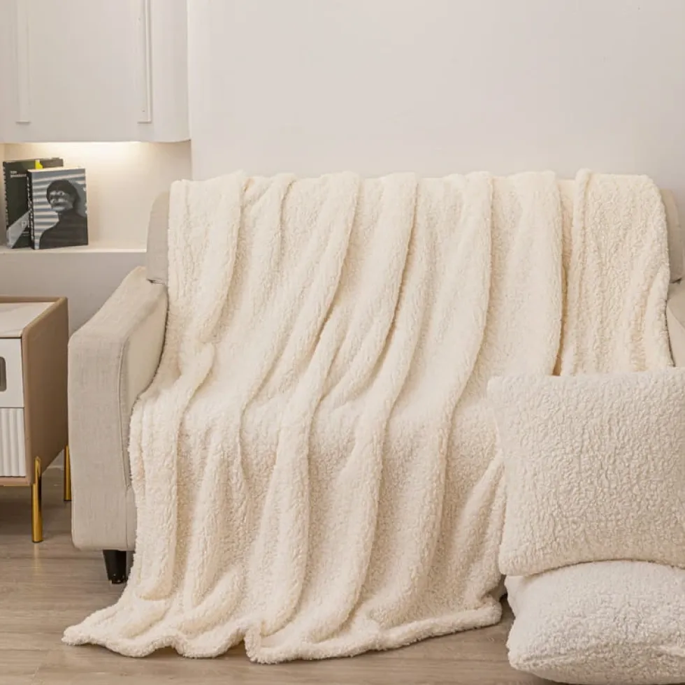 Koc z Bukli Baranek Dreamy Boucle Kremowy