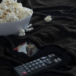 Koc Z Rękawami TV BINGIE Czarny