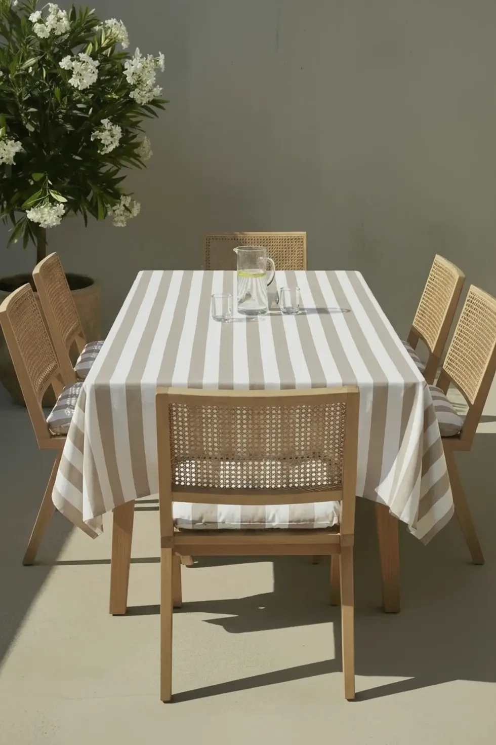 Obrus Ogrodowy Wodoodporny STRIPES Beżowy