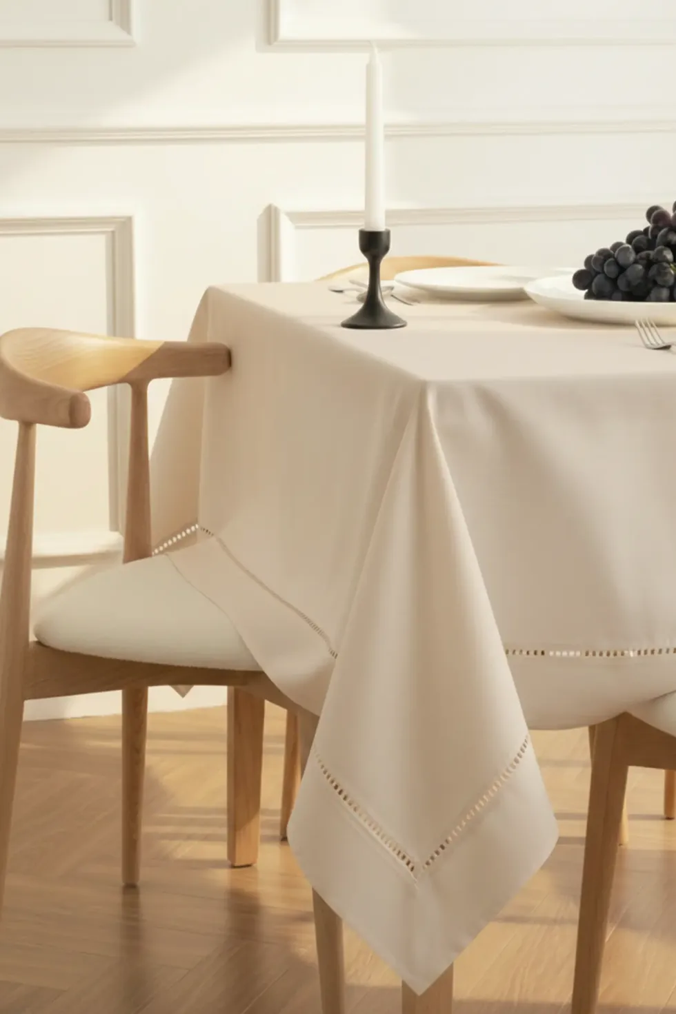Obrus z Mereżką CLASSY Beżowy
