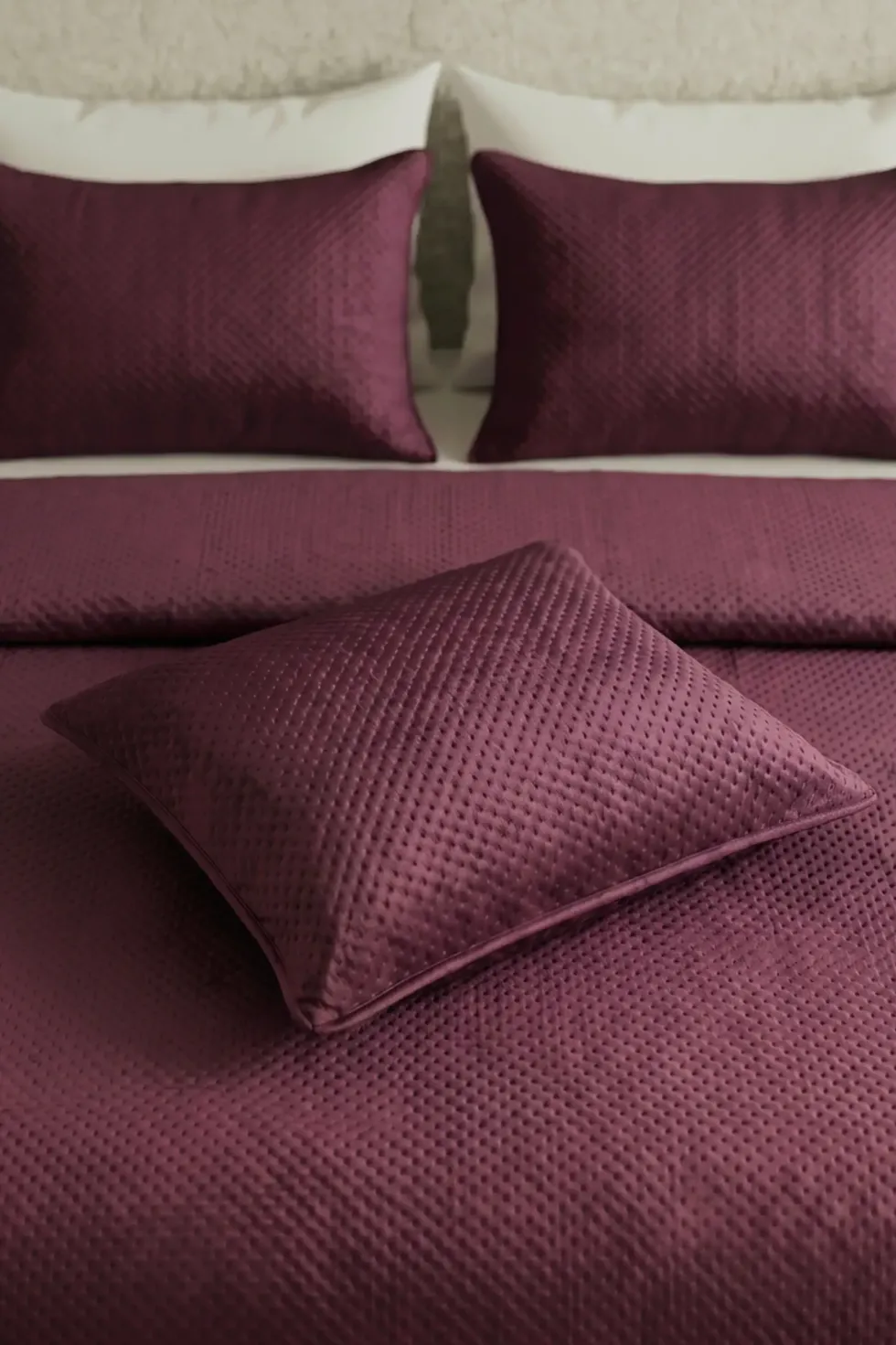 Poszewka Velvet MAYA Bordowy