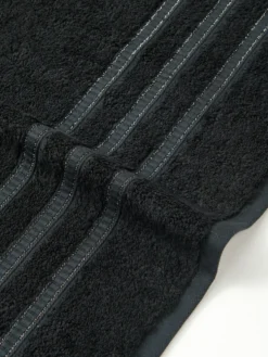 Ręcznik Bambusowy Harmony ze Srebrną Bordiurą 600g/m2 Czarny