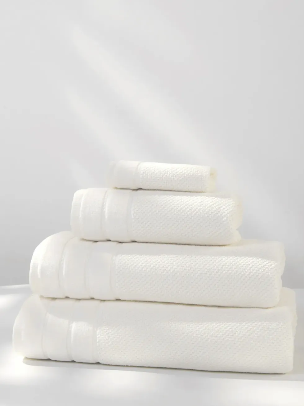 Ręcznik Bawełniany Loren z Aksamitną Bordiurą 550g/m2 Biały