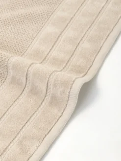 Ręcznik Bawełniany Loren z Aksamitną Bordiurą 550g/m2 Beżowy