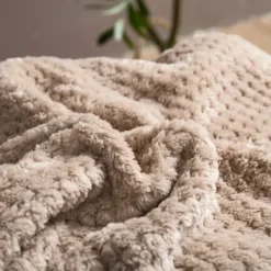 Taupe Koc Z Mikrofibry Baranek Sherpa