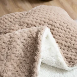 Taupe Koc Z Mikrofibry Baranek Sherpa