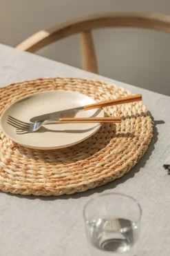 Wiklinowa Okrągła Podkładka Kuchenna na Stół BALI
